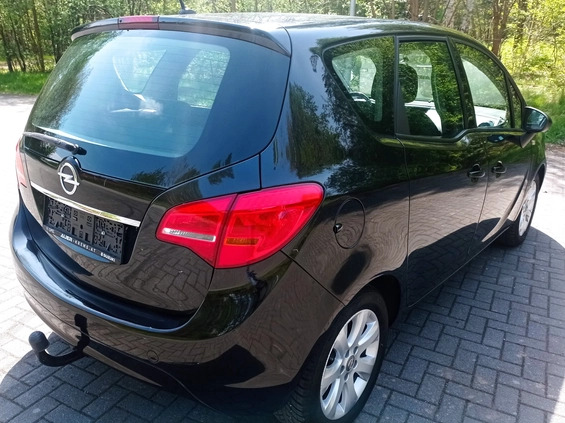 Opel Meriva cena 26900 przebieg: 150000, rok produkcji 2012 z Częstochowa małe 106